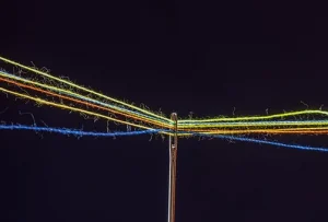 aguja-de-coser-hilos