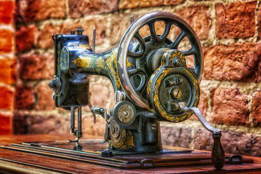 maquina-antigua-de-coser