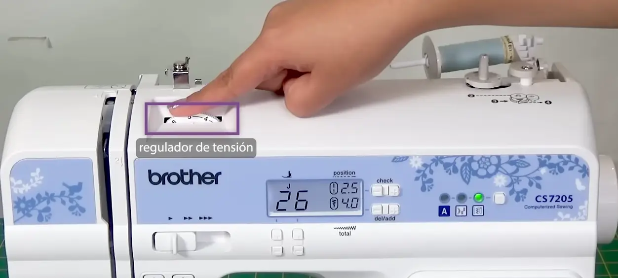 regulador de tensión cs7205
